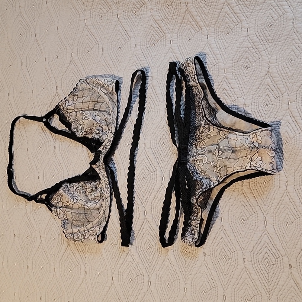 Victoria's Secret 34C set